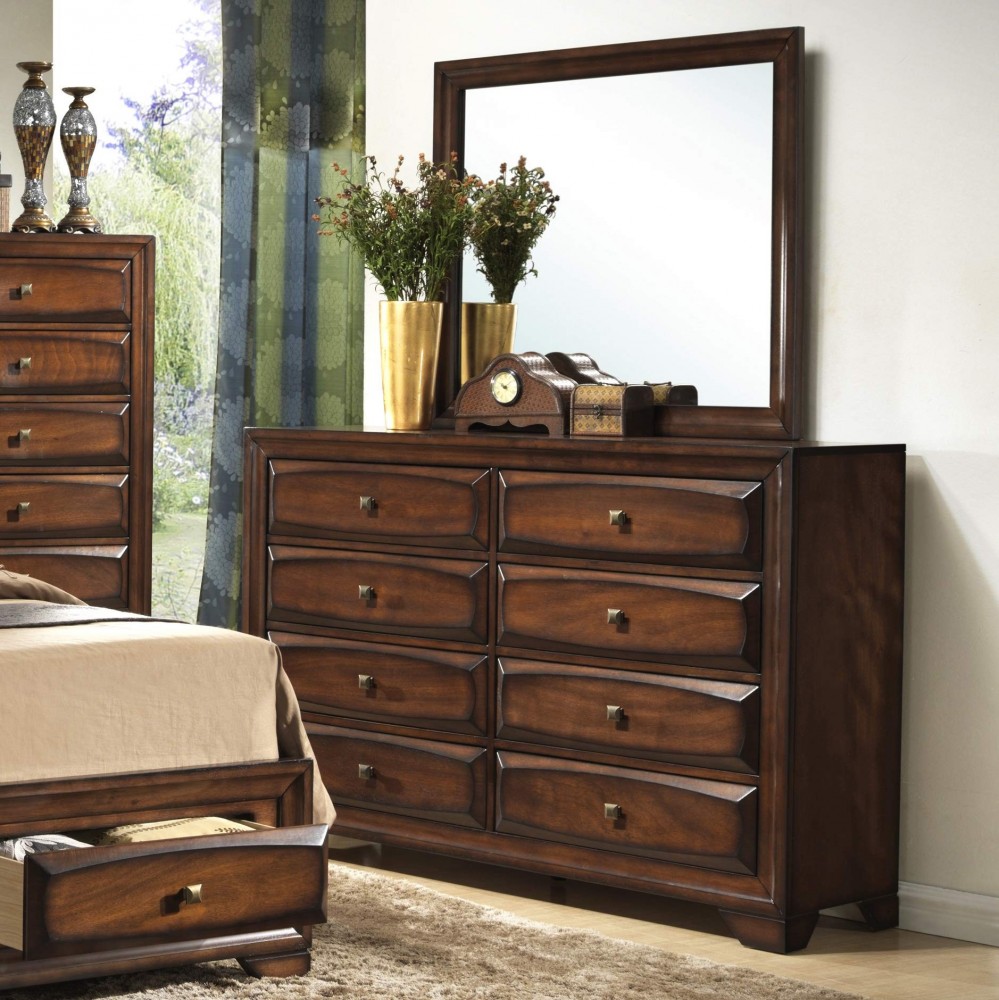 Roundhill Furniture Oakland 139 Wood Bedroom Set, Queen, Antique