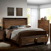 Elkton Traditional Oak Finish King Size 6-Piece Bedroom Set